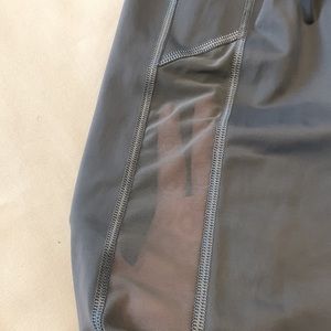 Victoria’s Secret Sport leggings